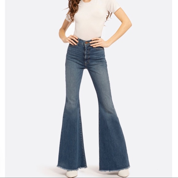 NWT Alice + Olivia Beautiful High Rise Belljeans - Picture 4 of 6